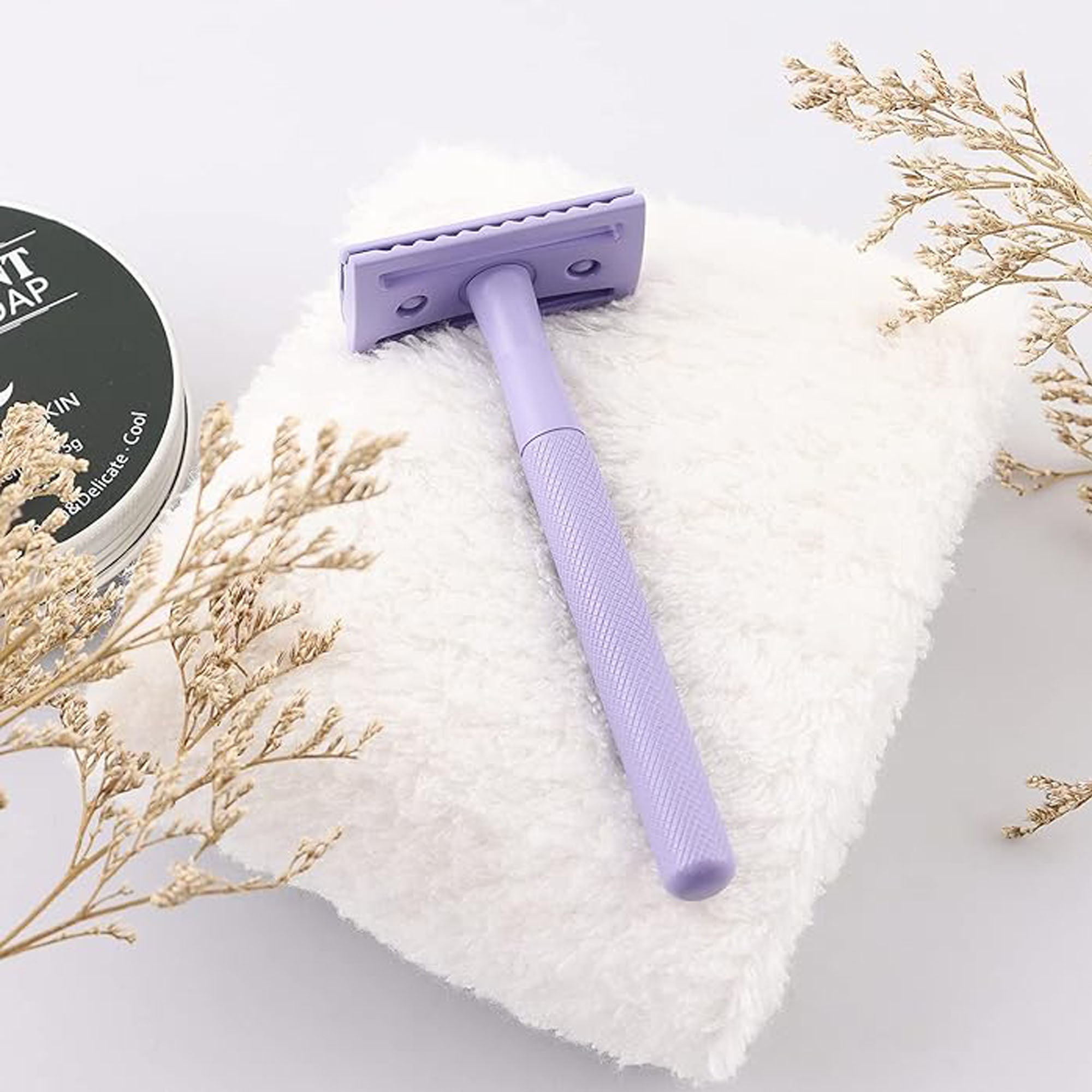 Why Choose a Manual Safety Razor? – KINGHOOD